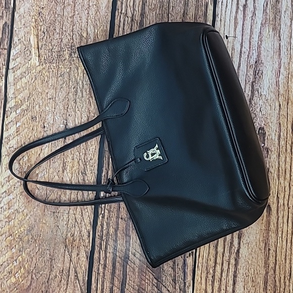 Steve Madden Tote Bag - Picture 4 of 15
